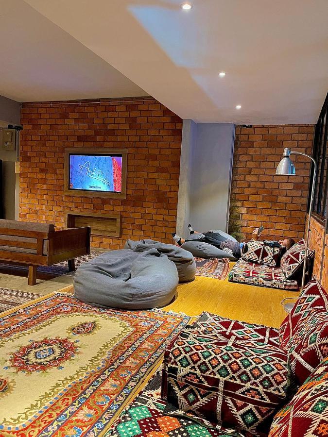 Arch Dormitorio Cenang Пантай Ченанг Екстериор снимка