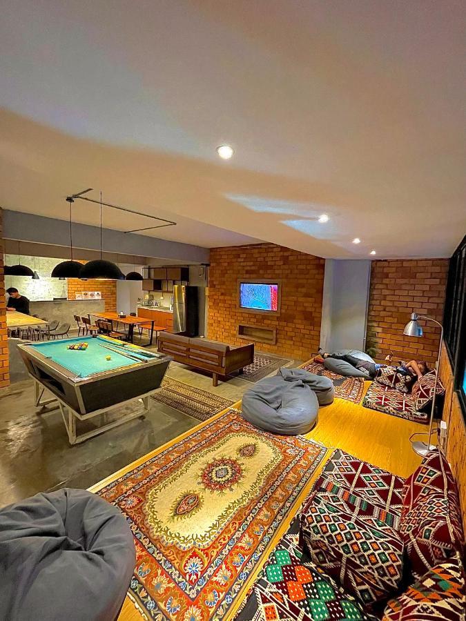 Arch Dormitorio Cenang Пантай Ченанг Екстериор снимка