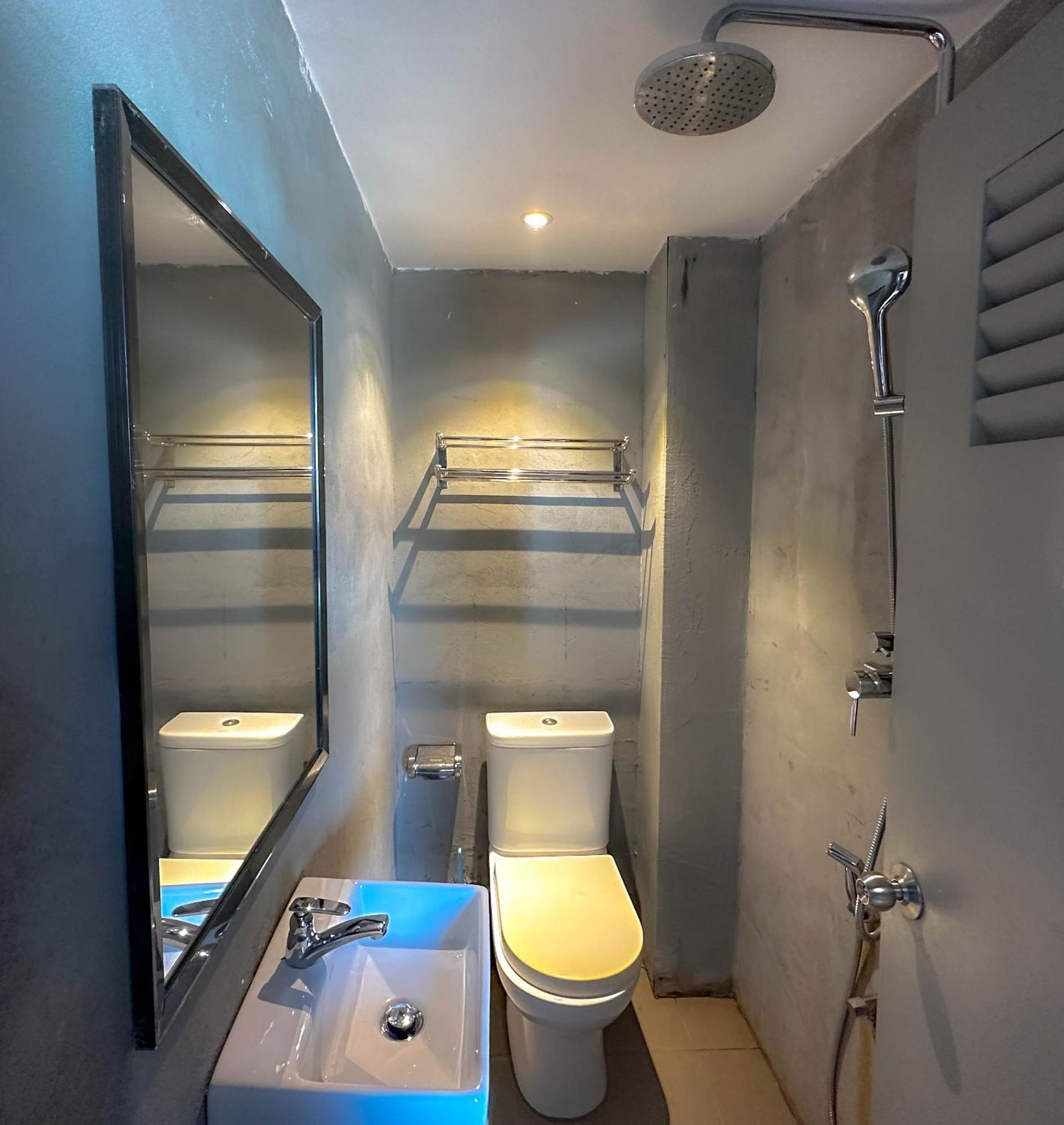 Arch Dormitorio Cenang Пантай Ченанг Екстериор снимка