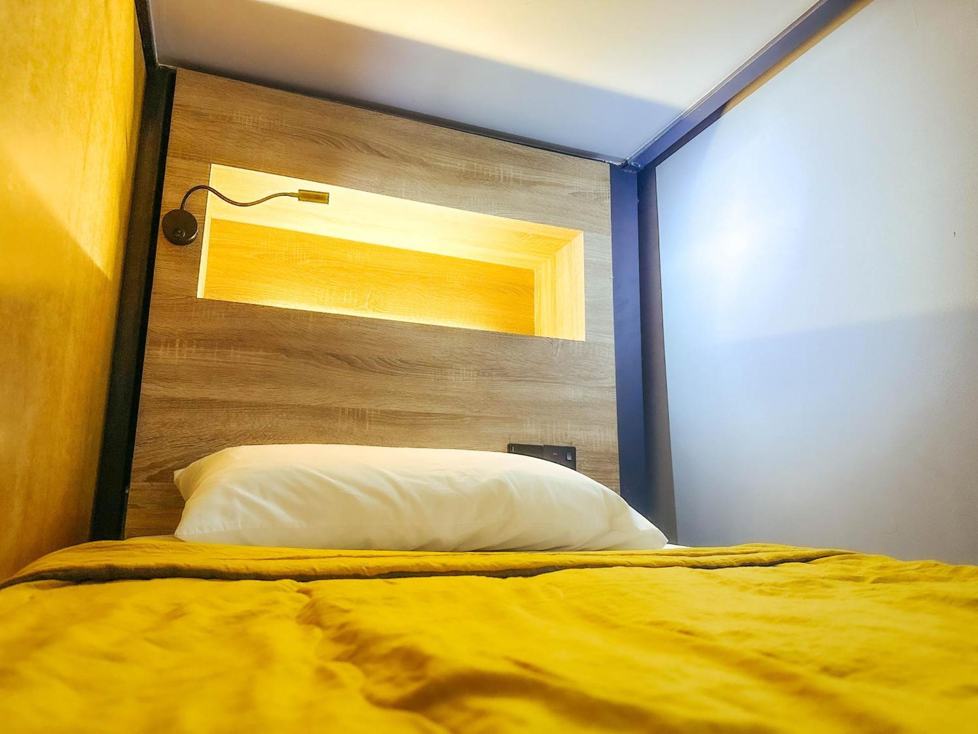 Arch Dormitorio Cenang Пантай Ченанг Екстериор снимка