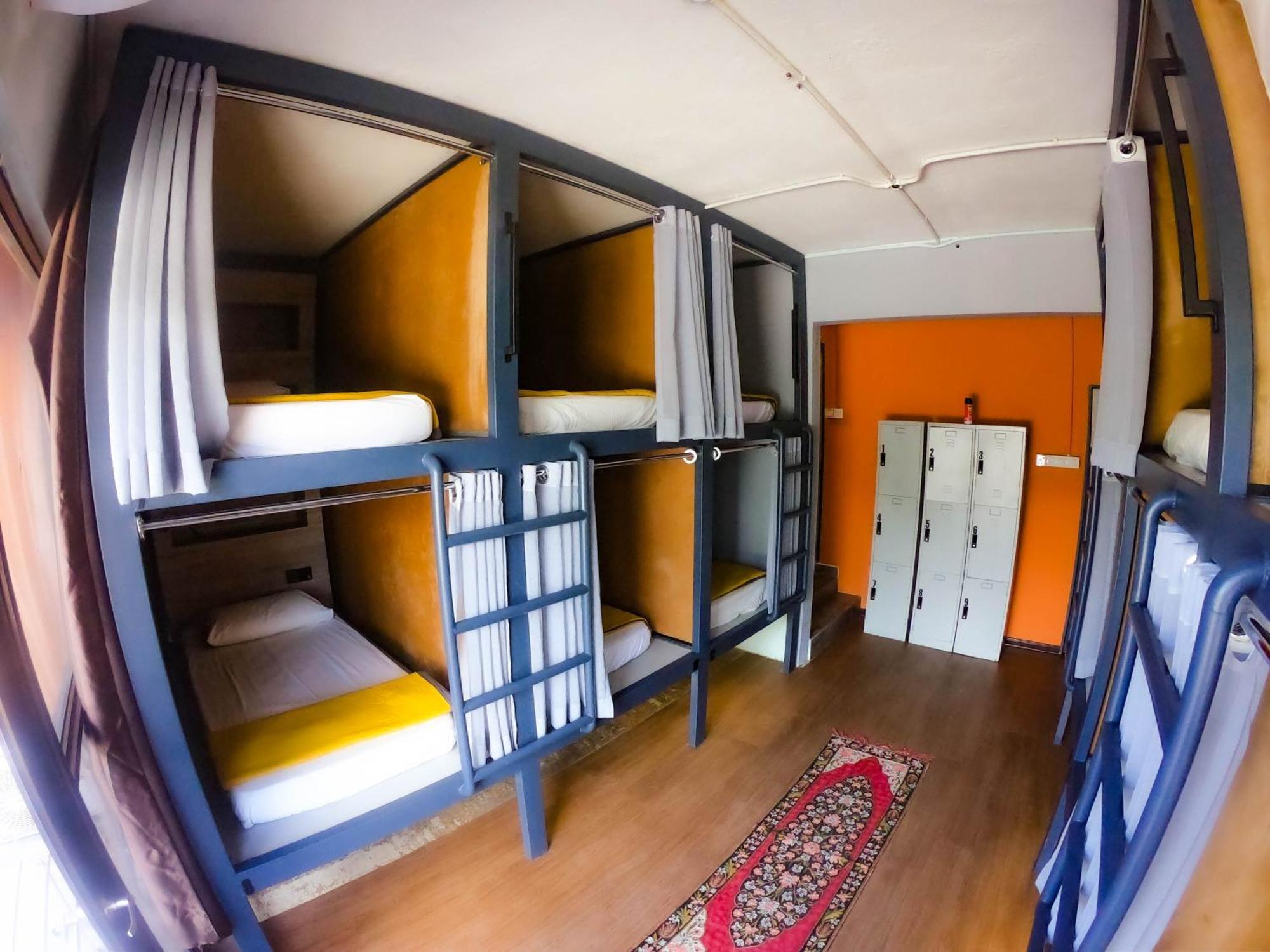 Arch Dormitorio Cenang Пантай Ченанг Екстериор снимка