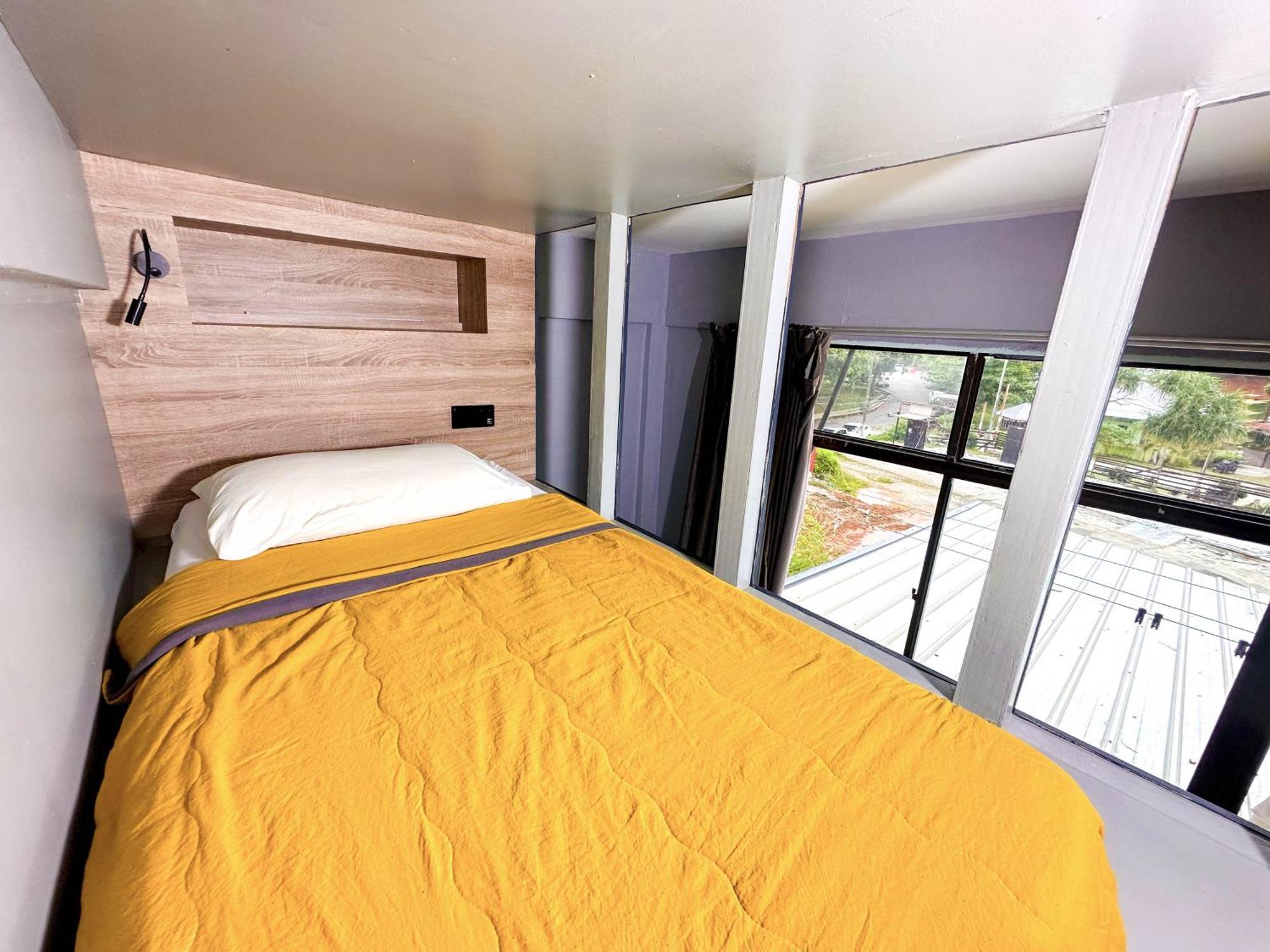 Arch Dormitorio Cenang Пантай Ченанг Екстериор снимка