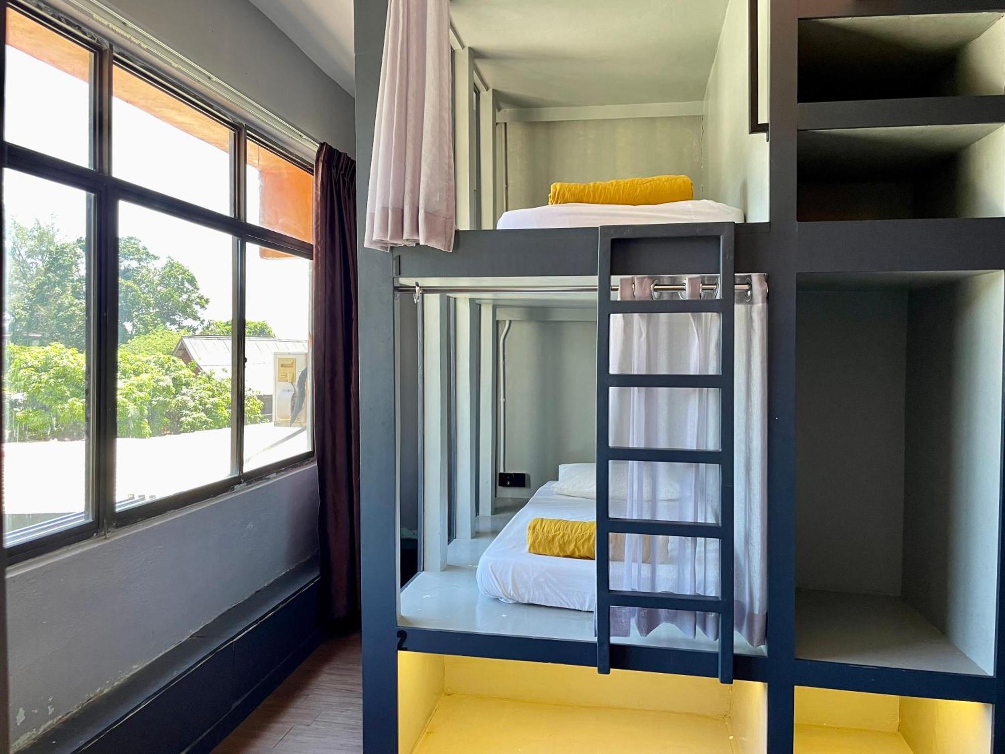 Arch Dormitorio Cenang Пантай Ченанг Екстериор снимка
