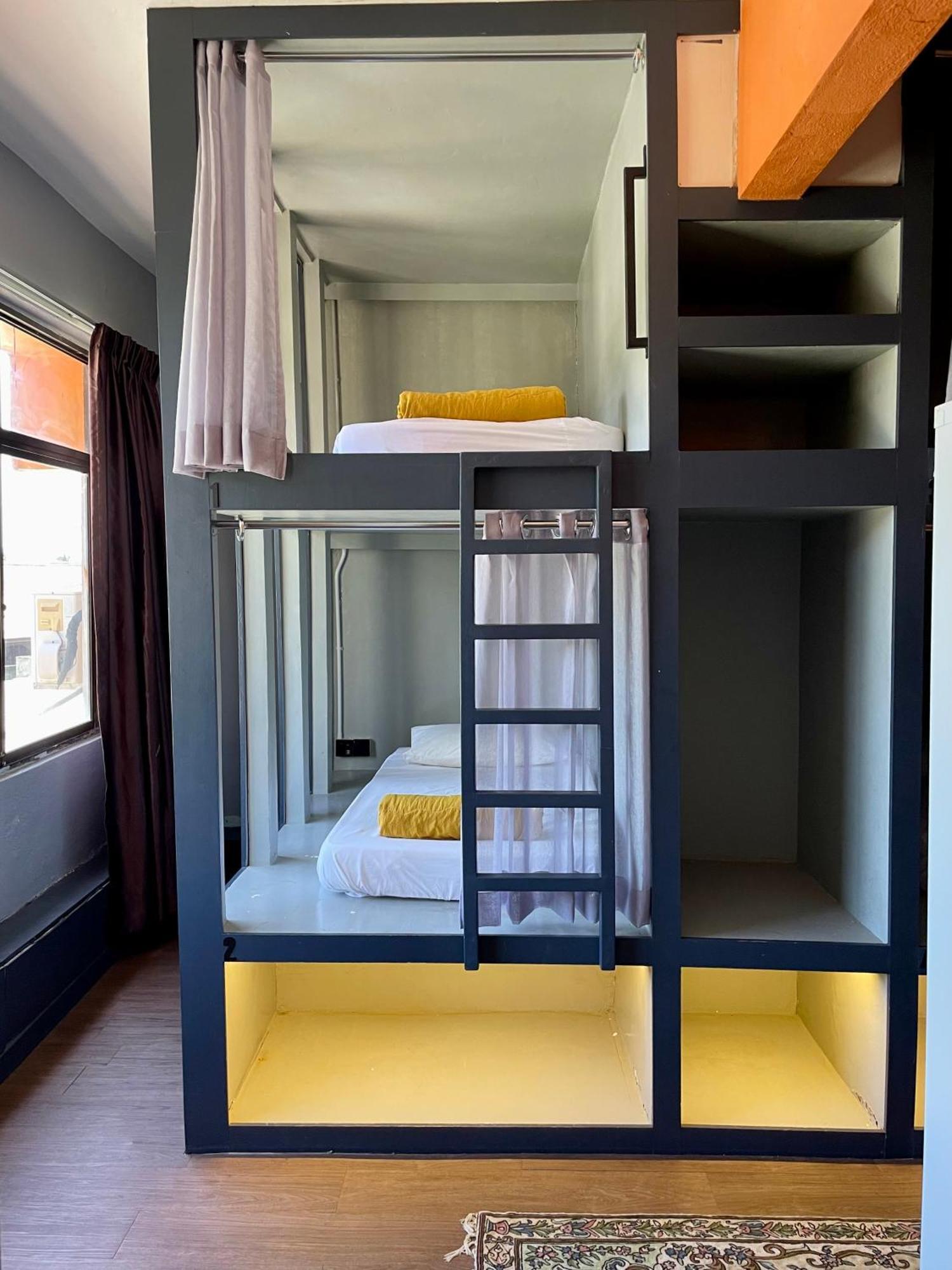 Arch Dormitorio Cenang Пантай Ченанг Екстериор снимка